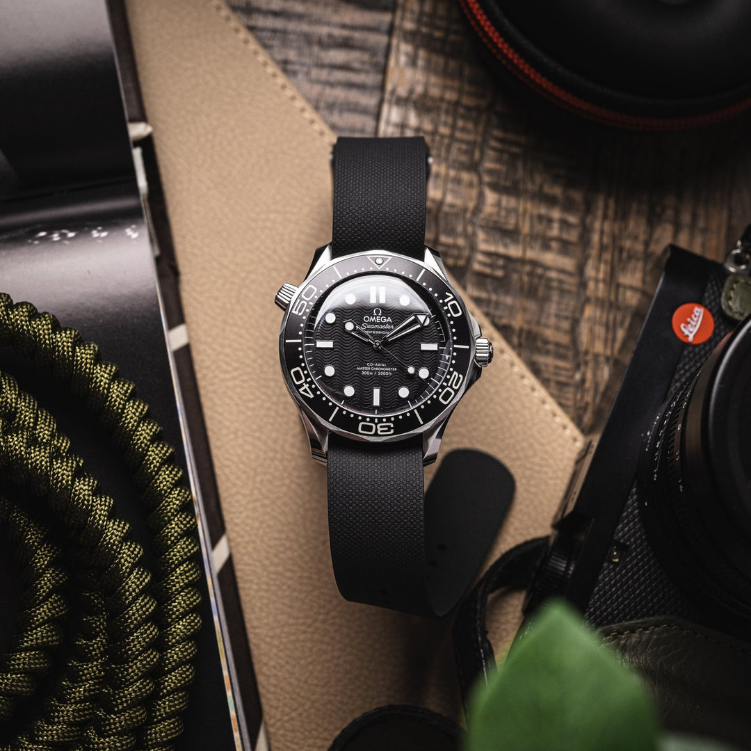 Single - Pass FKM Rubber Strap - Black - Anchor Strap Co.