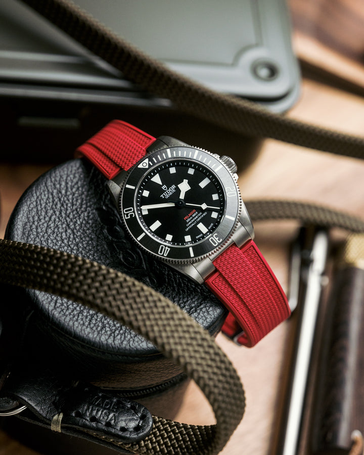 AnchorFlex™ End-Link Deployant for Tudor Pelagos 39 - Signal Red