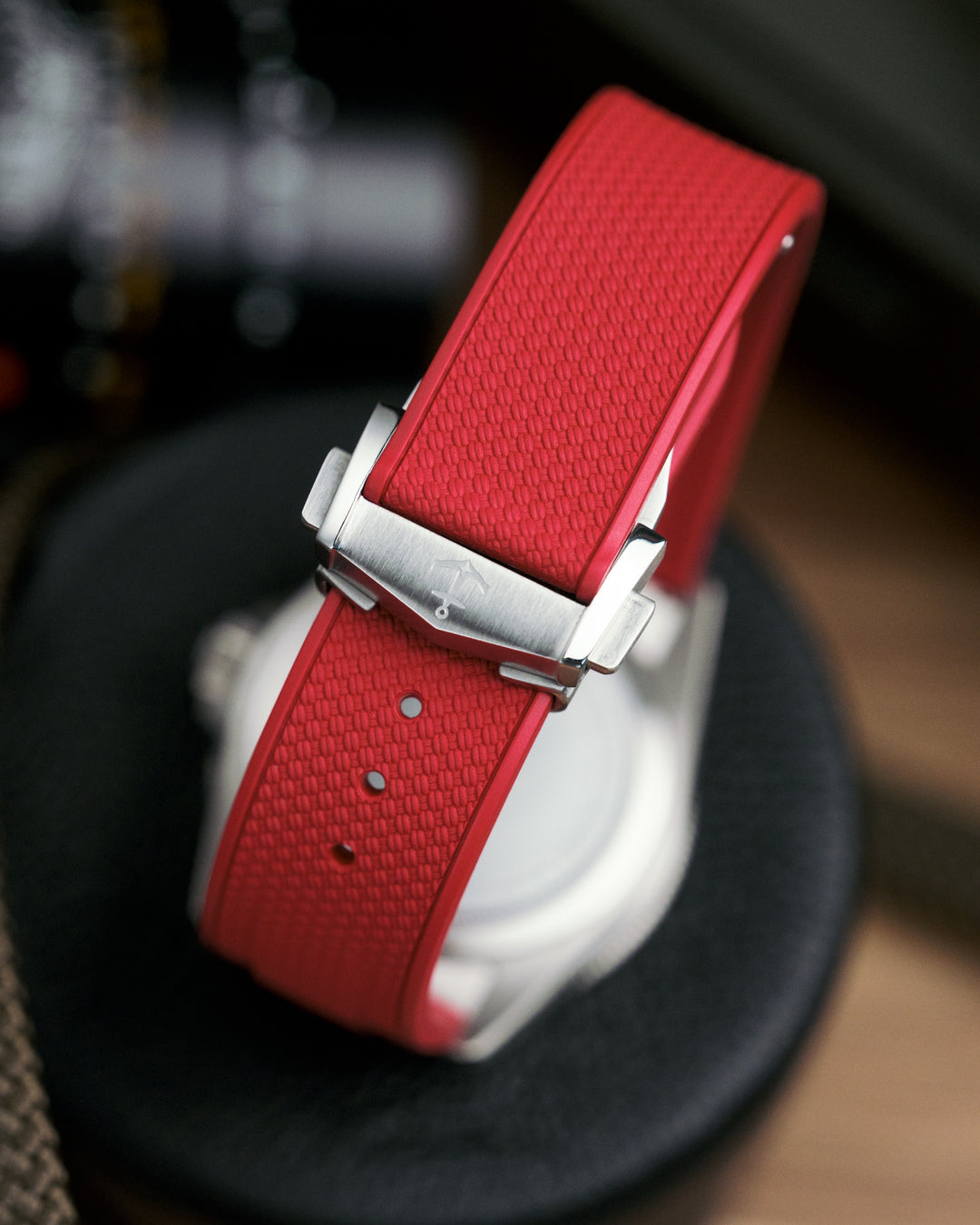 AnchorFlex™ End-Link Deployant for Tudor Pelagos 39 - Signal Red