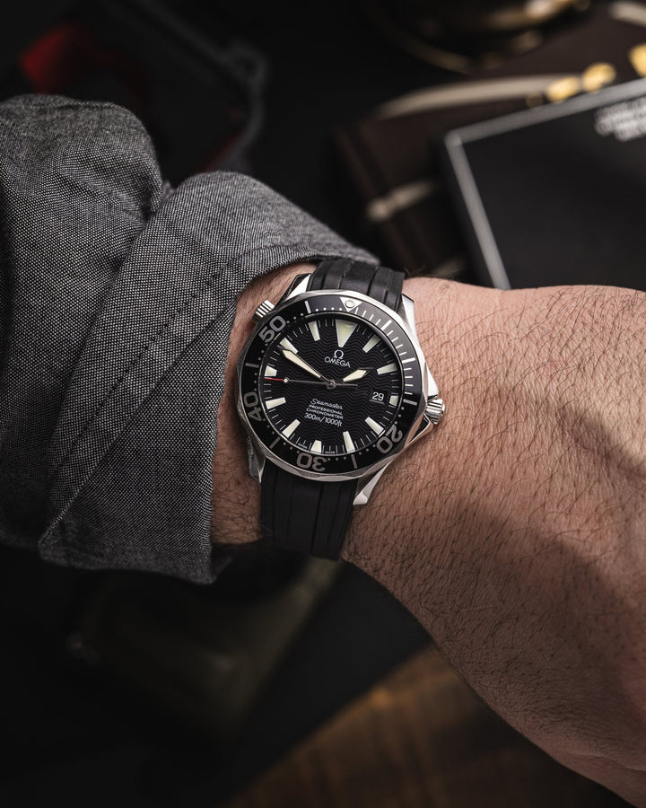 AnchorFlex Deployant FKM for Omega Seamaster - Black - Anchor Strap Co.