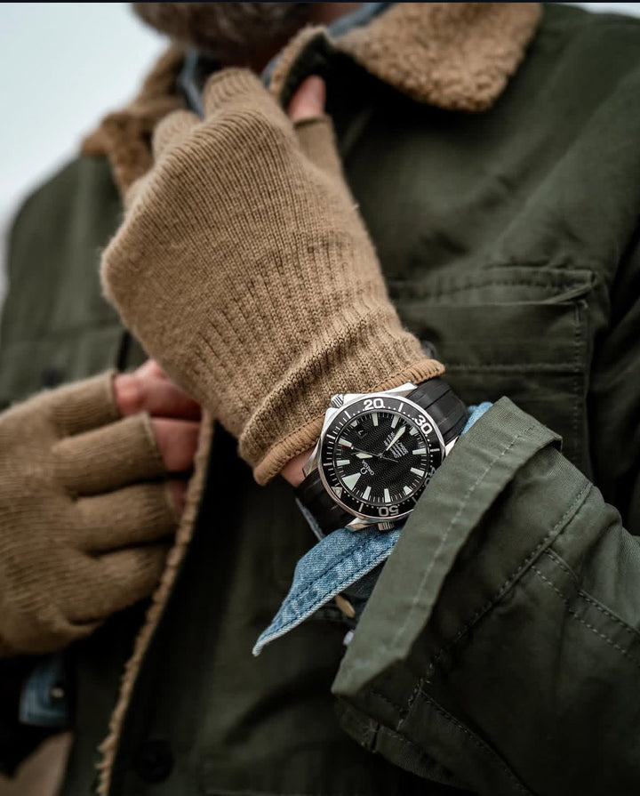 AnchorFlex Deployant FKM for Omega Seamaster - Black - Anchor Strap Co.