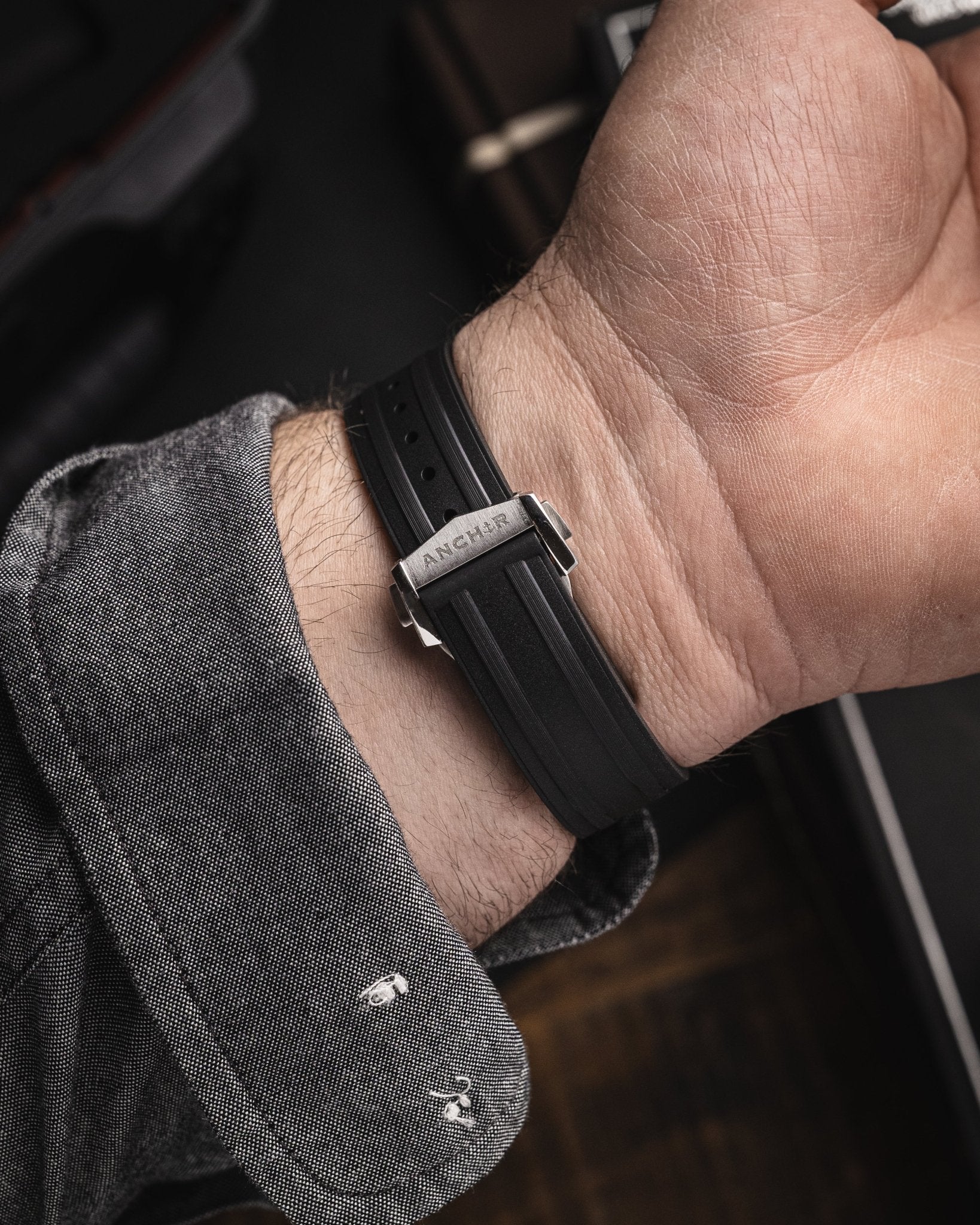 Deployant FKM for Omega Seamaster 41mm - Black – Anchor Strap Co.