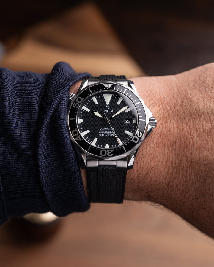 AnchorFlex™ End-Link for Omega Seamaster 41mm - Bathyscaphe Black - Anchor Strap Co.