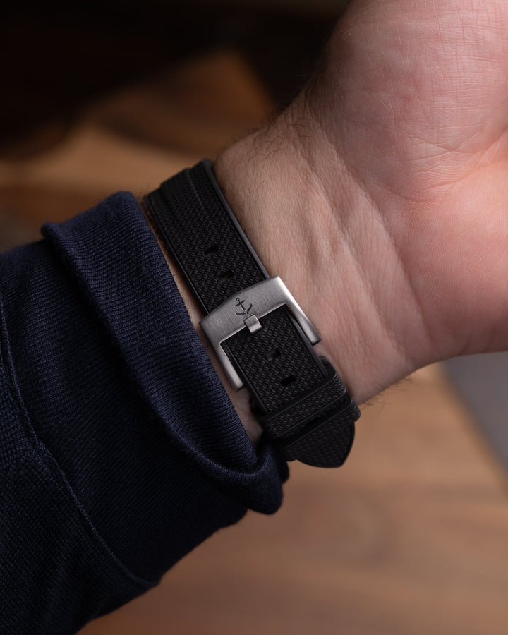 AnchorFlex™ End-Link for Omega Seamaster 42mm - Bathyscaphe Black - Anchor Strap Co.
