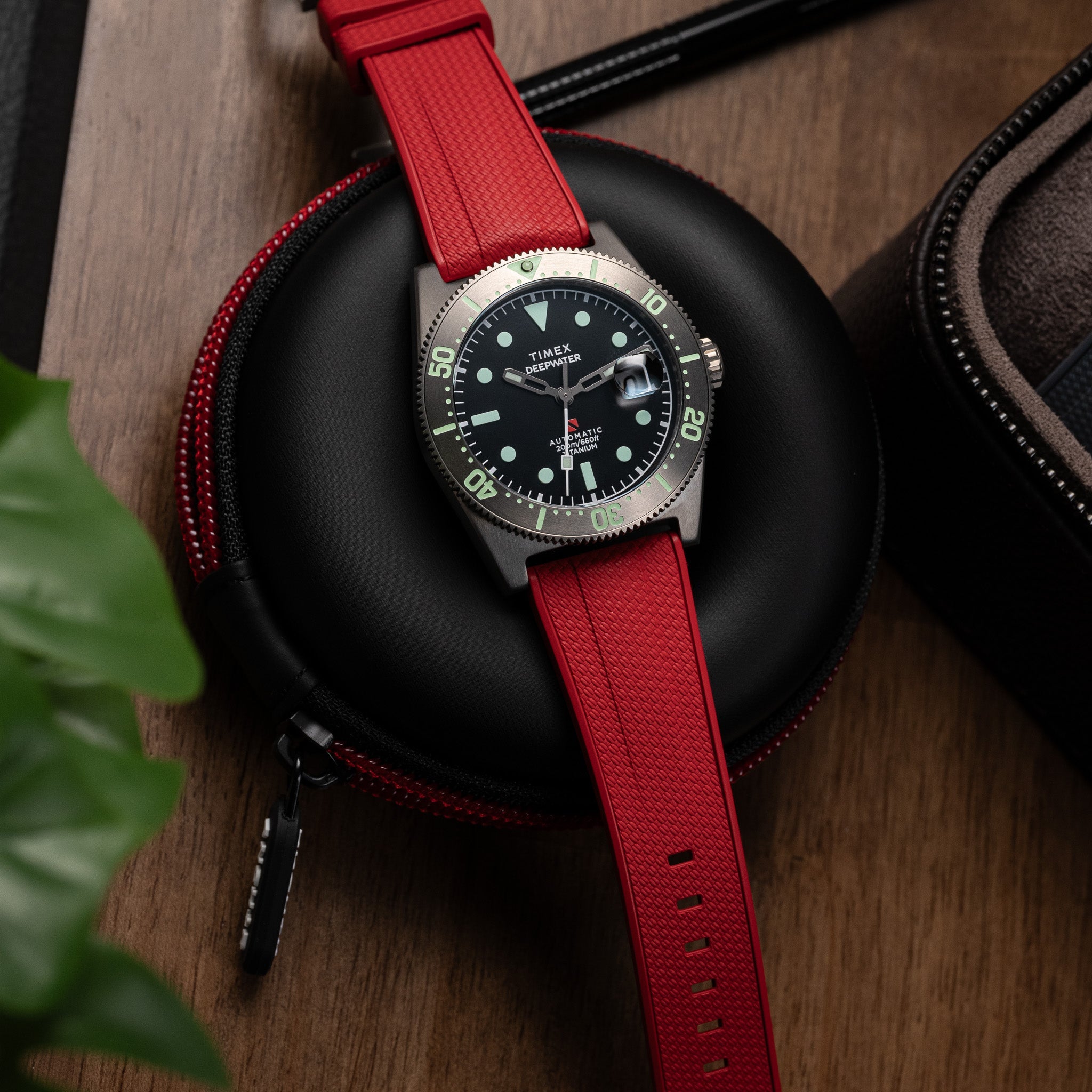 AnchorFlex Flagship FKM Rubber Watch Strap - Signal Red – Anchor