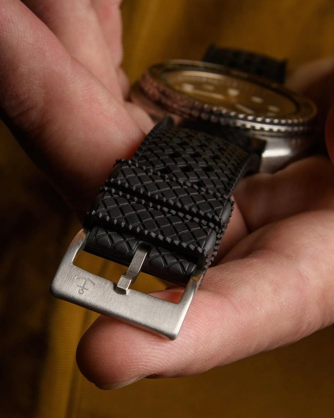 AnchorFlex Heritage Rubber Strap - Black - Anchor Strap Co.