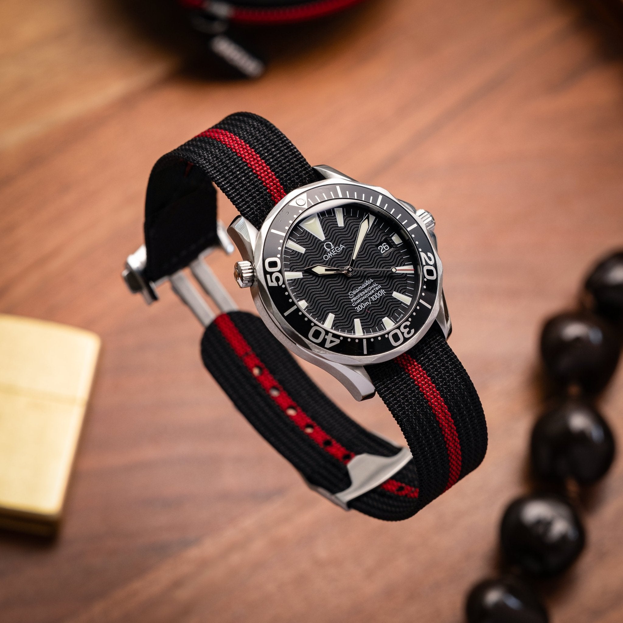 時計 ANCHOR Black Deployant Nylon Strap 18mm Deployant Nylon™ MkIII - Black & Red – Anchor Strap Co.