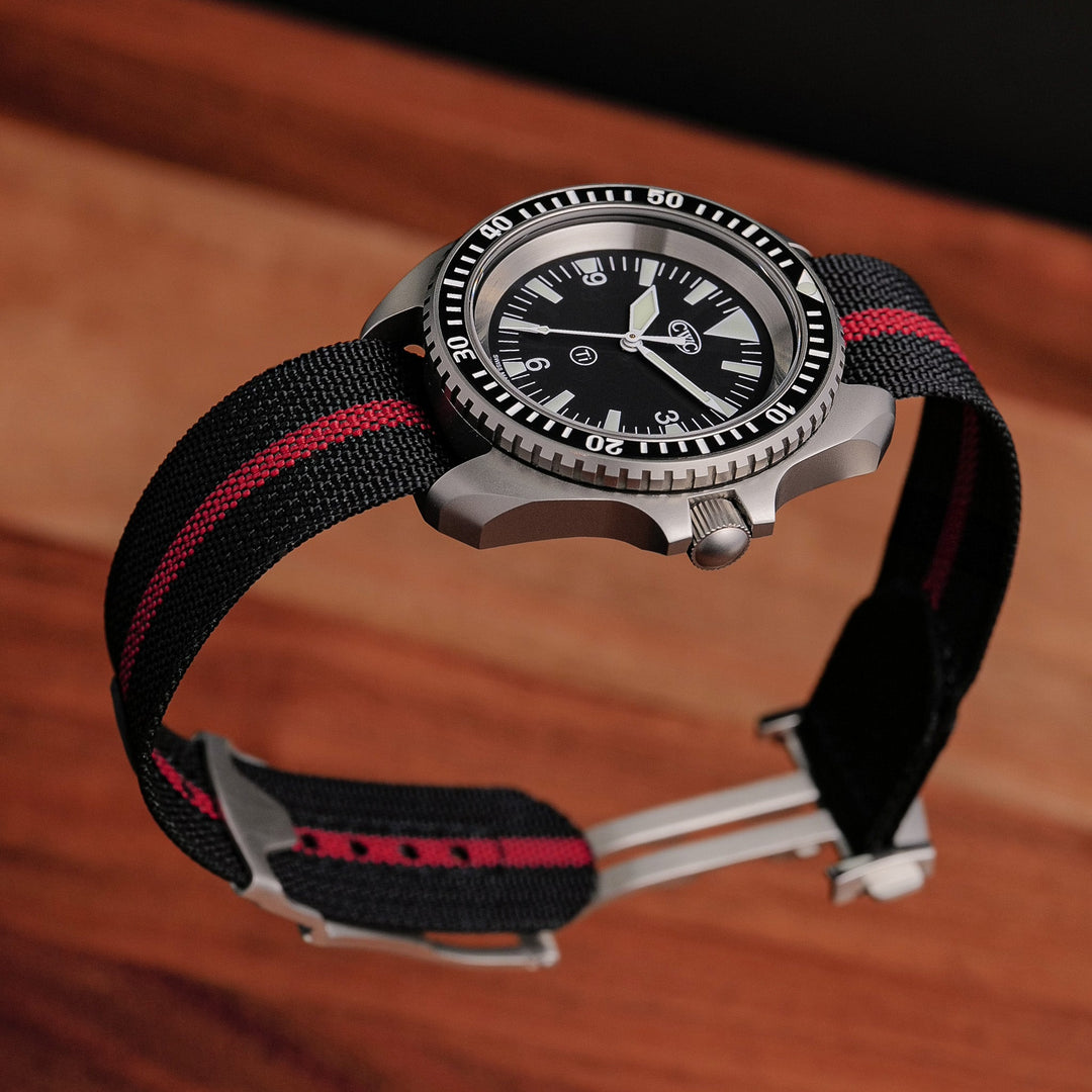 Deployant Nylon Strap MkIII - Black & Red - Anchor Strap Co.