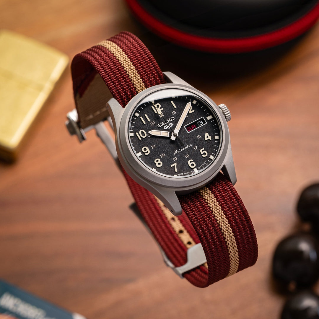 Deployant Nylon Strap MkIII - Red & Tan - Anchor Strap Co.