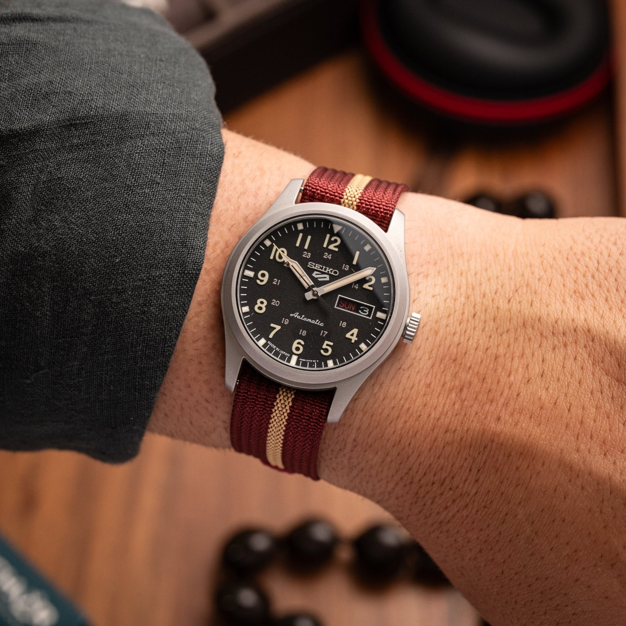 MonoPass™ Nylon - Red & Tan – Anchor Strap Co.
