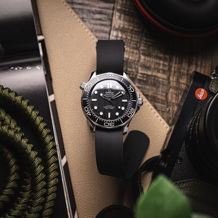 Single - Pass FKM Rubber Strap - Black - Anchor Strap Co.