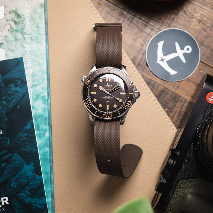 Single - Pass FKM Rubber Strap - Mahogany Brown - Anchor Strap Co.